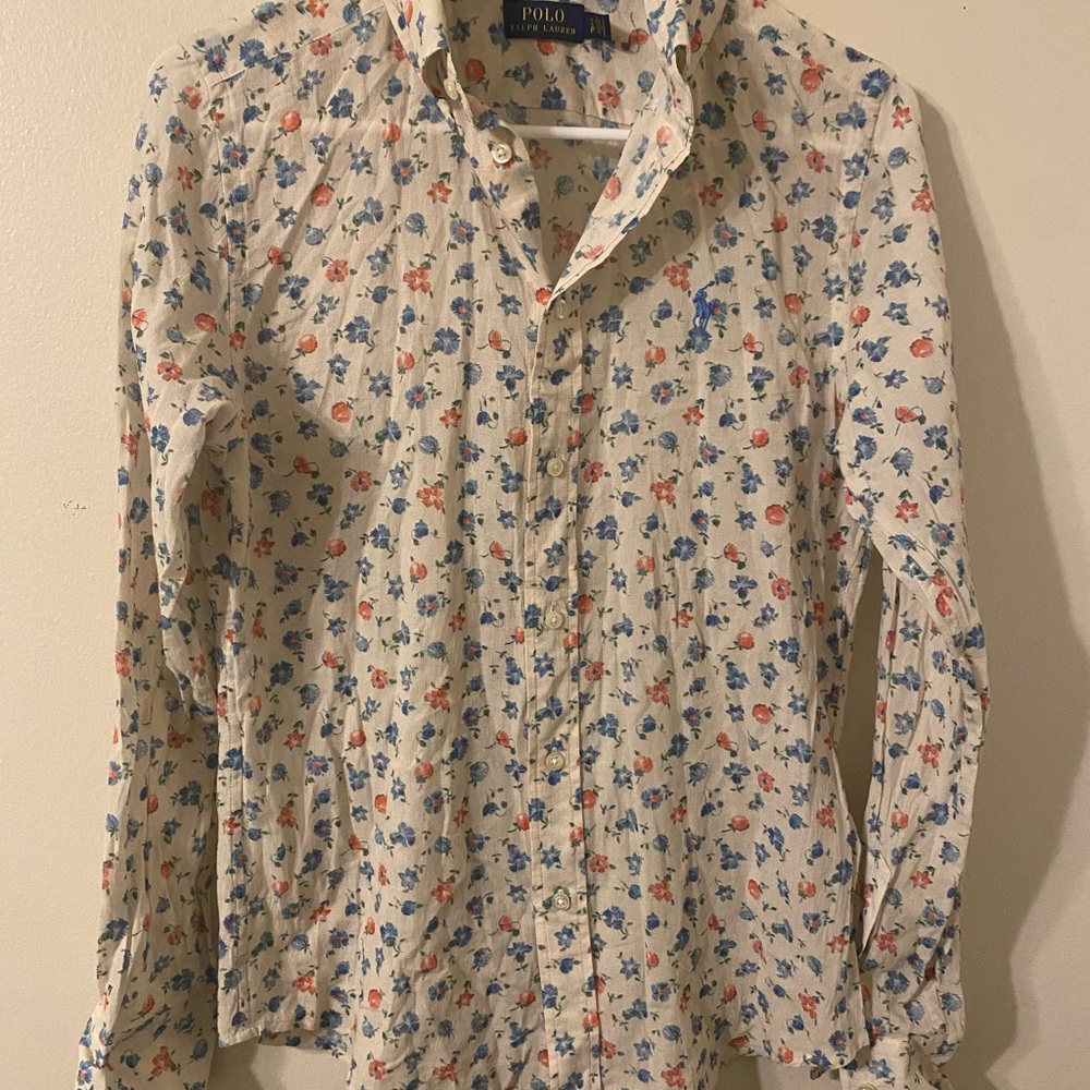 New NWT Ralph Lauren Women’s Floral Button Down Shirt - Cream and Blue Size SP